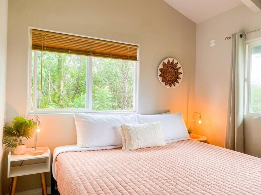 Ferienwohnung Hibiscus Hale, Full Kitchen, King Bed, Parking Keaau Exterior foto
